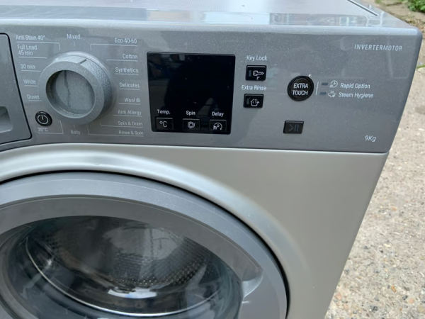 Hot Point 9kg Washing machine Silver - Image 2
